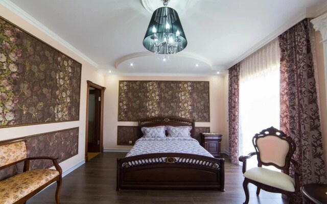 Adler Gold Guest House
