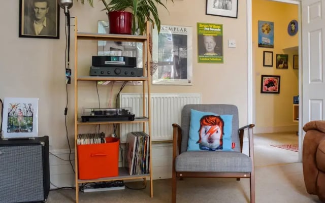 Musical 2 Bedroom Flat by Abbey Road Studios