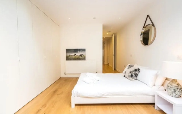Styled 2Bed2Bath Duplex + Patio near Oxford Circus