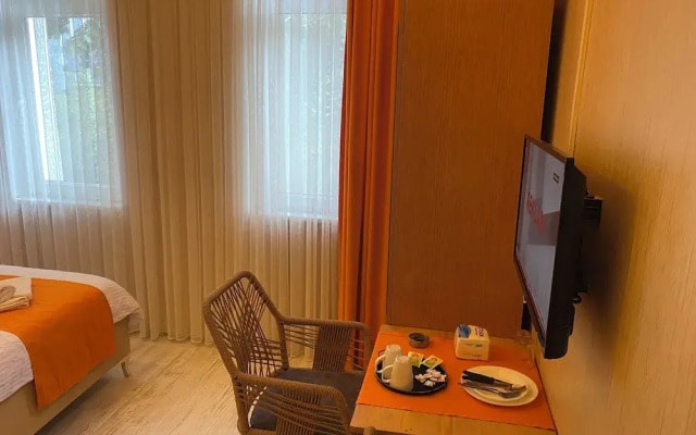 Aura Hotel