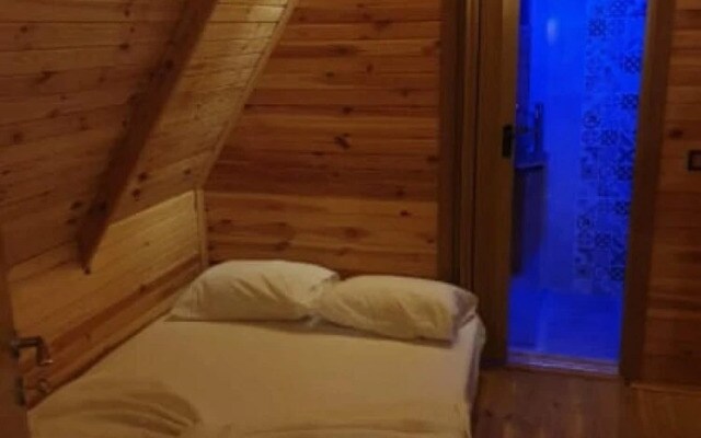 Charming Bungalow in Cinarcik With Shared Garden