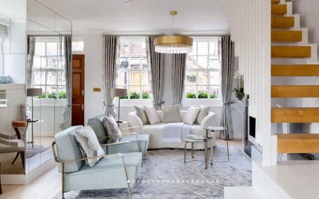 Pocket Full of Pearls 1 Bedroom Duplex Penthouse
