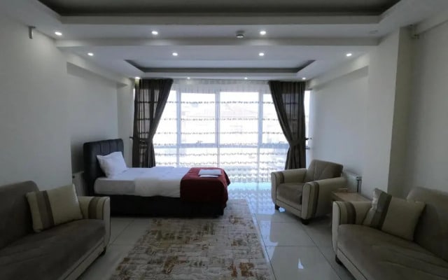 CNR OTEL Airport