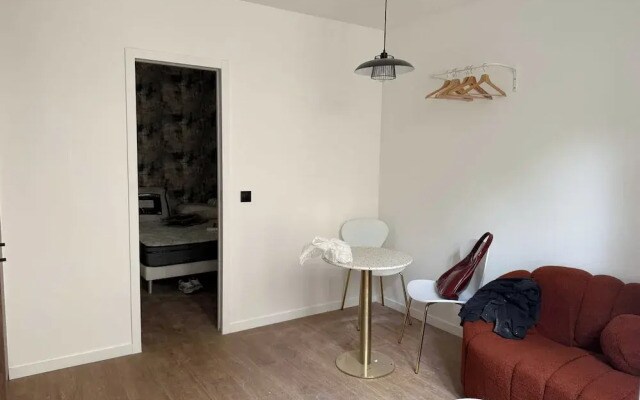 Modern Studio - 2 P - Montreuil