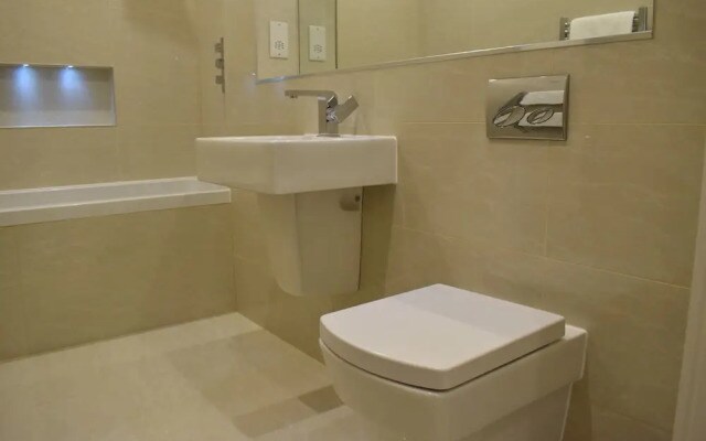 2 Bed Flat In Shadwell