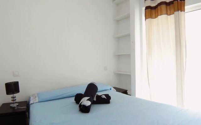 Apartamento en bajos cercano a Principe Pío AZBEXC
