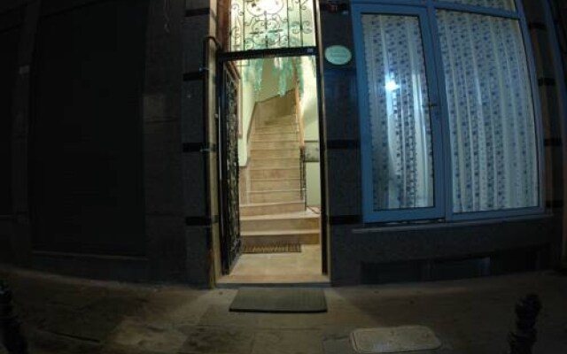 Rain Apart & Hotel Sultanahmet