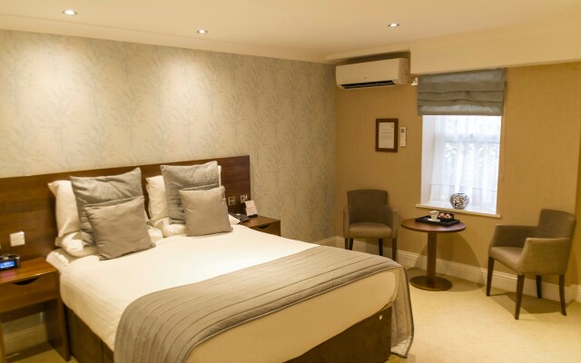The Kingston Theatre Hotel