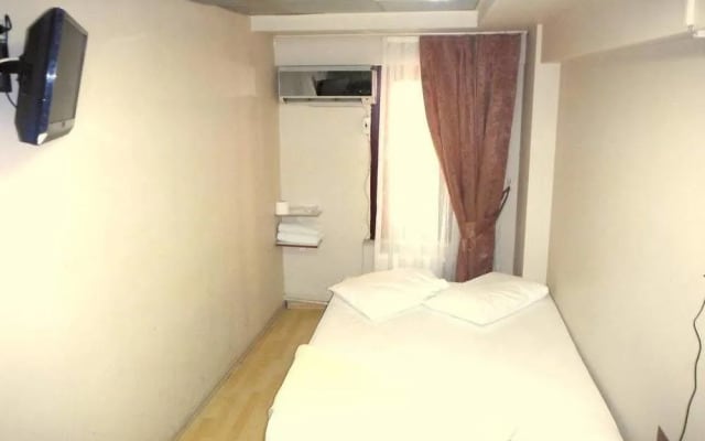 plato hotel