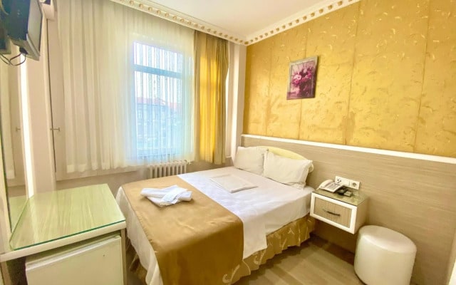 Grand Oral Hotel
