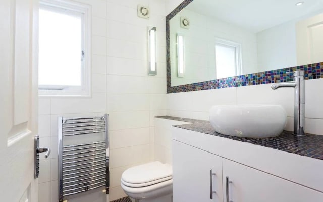 Veeve - Abbeville Hideaway