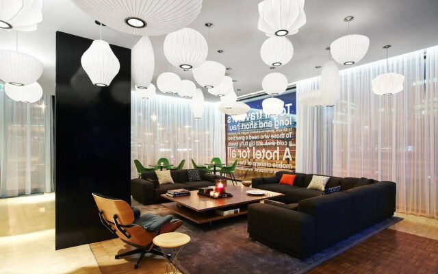 citizenM Paris la Défense