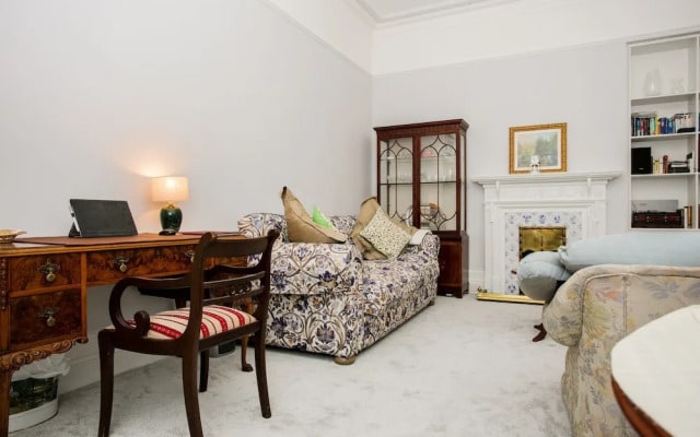 2 Bedroom Apartment in Westminister