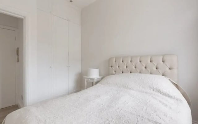 Eson2 - The Sinclair Road Nest