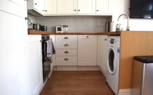 Fulham 3 Bedroom Apartment