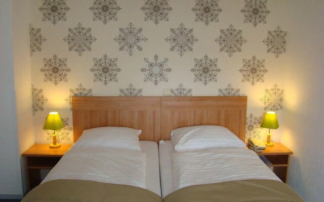 Rho Hotel