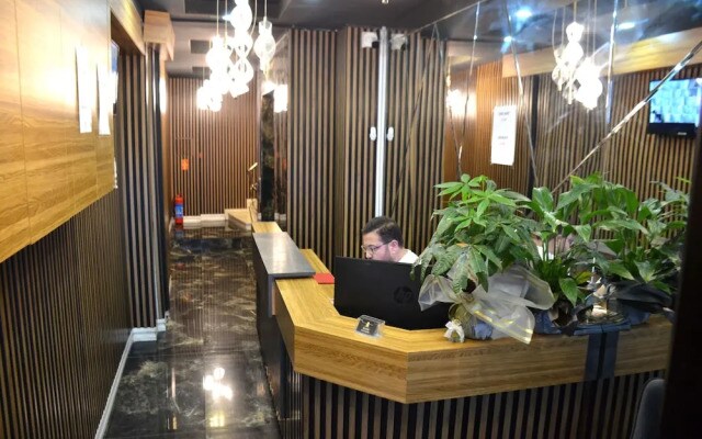 Waves Hotel