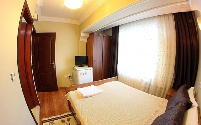 Paradise Hotel