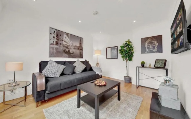 Hyde Park Superior Suite - Central London Location