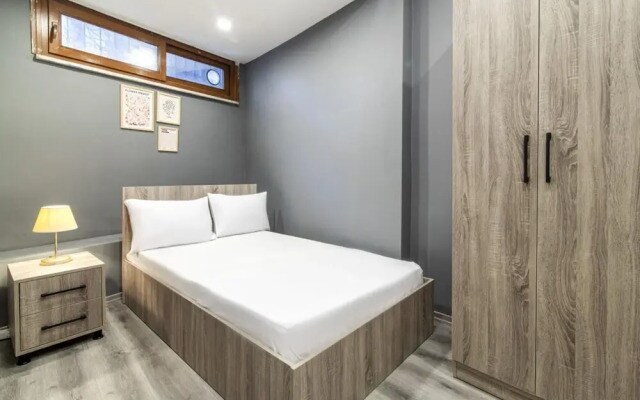 Amazing Flat Near Kennedy Avenue in Fatih