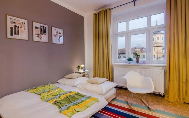 Apartments With Sunny Garden Prague