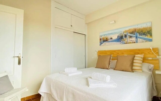Soleado apartamento reformado 2 hab. en Playamar