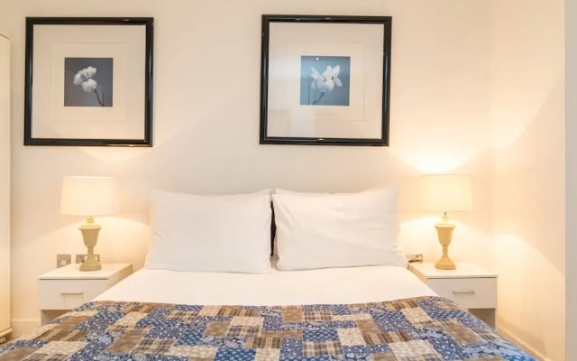 Austin David Apartments - New Island