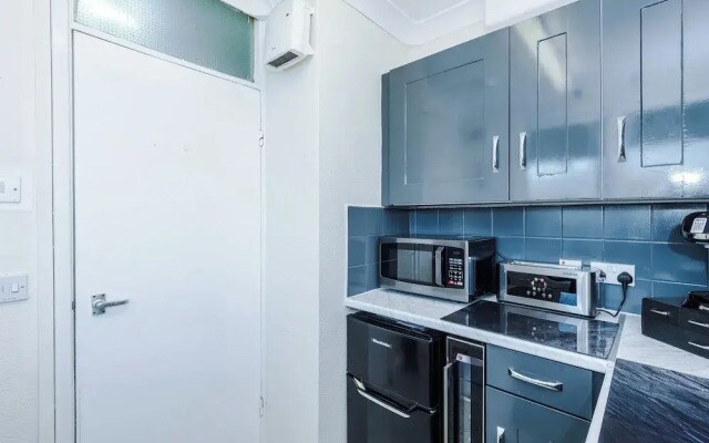 Modern 1 Bed - Close to City Centre