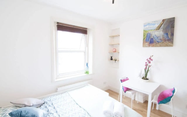 Piccadilly Apartments