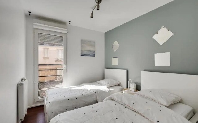 Chic and spacious apart with parking
