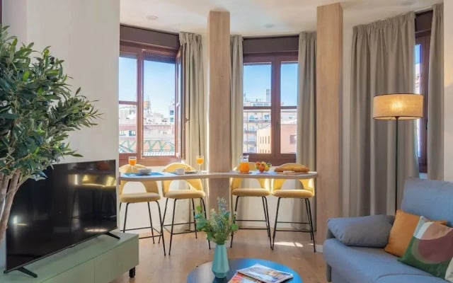 Feelathome Atarazanas Apartments