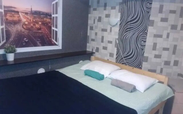 Limerance Mini-Hotel