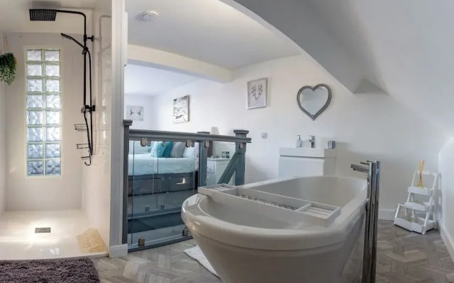 Seaside Cottage Hot tub & Games Room
