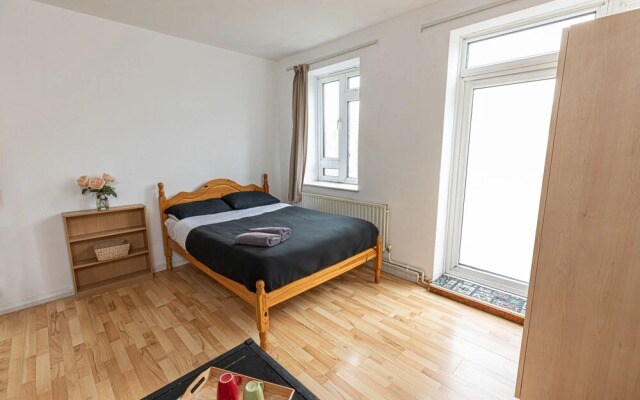 Tower Bridge Accommodation - 5