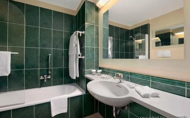 Hilton Garden Inn Rome Airport