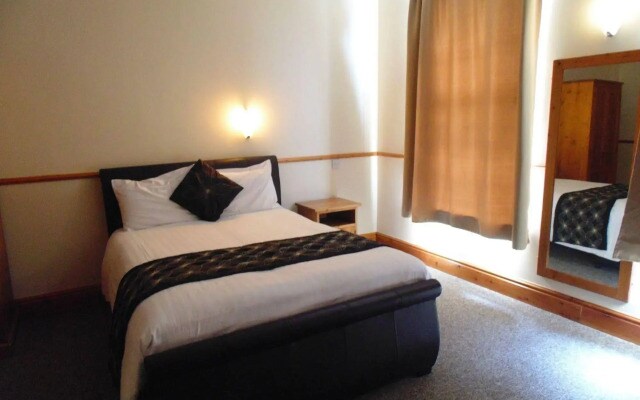 Trinity Hotel