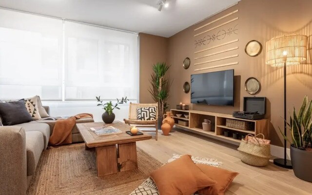 Ghassira - 2 Bedrooms and Terrace in Rios Rosas