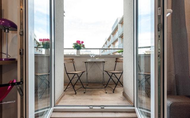P&O Apartments Emilii Plater 3