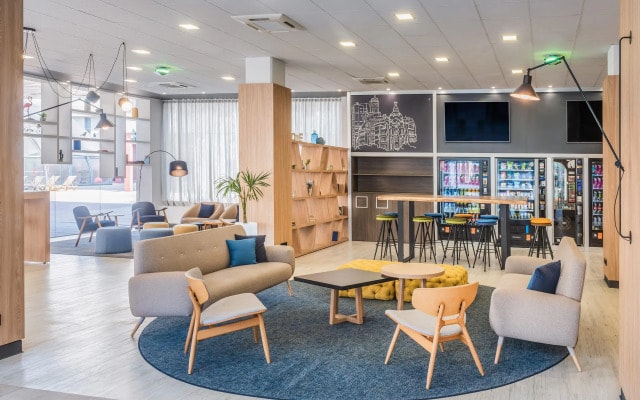 Apartamentos Madrid Airport, Affiliated by Meliá