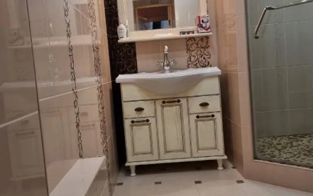Апартаменты в микрорайоне Царский 5