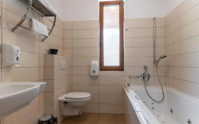 Archa Hotel