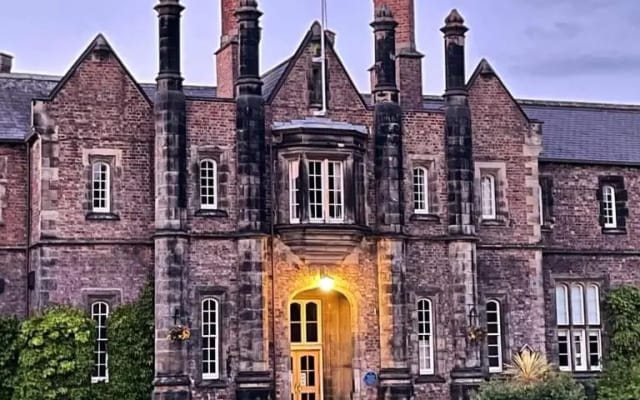 The Old Fire Station Luxury Apartment