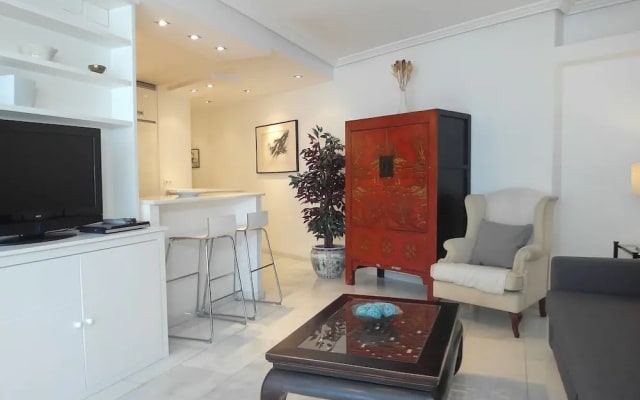 DFlat Escultor Madrid 304 Apartments