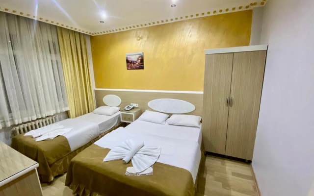 Grand Oral Hotel