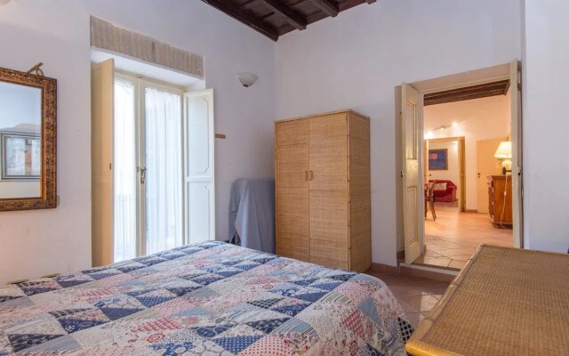 RSH Trevi Fountain Apartment 2