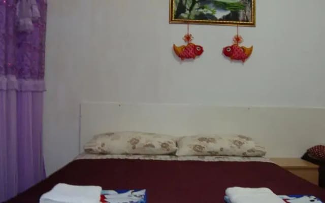Qindajie House