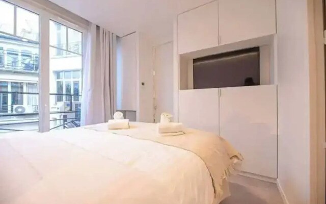 Superb Appt With AC - 2bd/6p - Madeleine/opera
