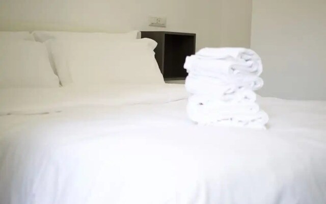 We Love Roma Guesthouse