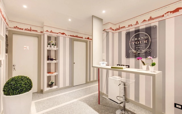 Grand Tour Rome Suites - Liberty Collection