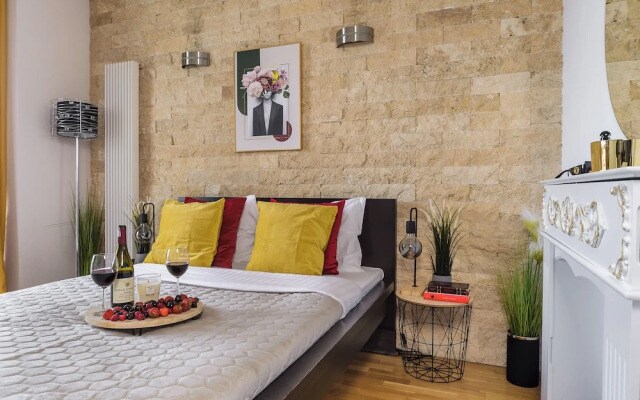 Lumina platinium Tower Apartments